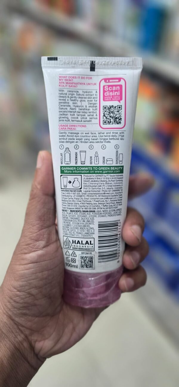 garnier sakura glow ceramide face wash 100ml